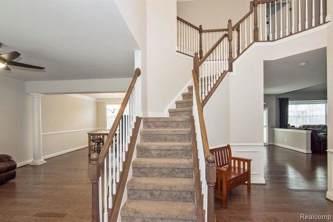 Building Photo - 2500 Fairmount Park Ln