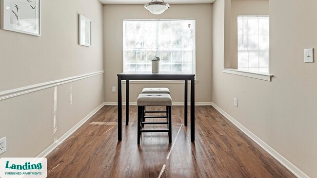 Foto del edificio - 7865 Grove Ct W