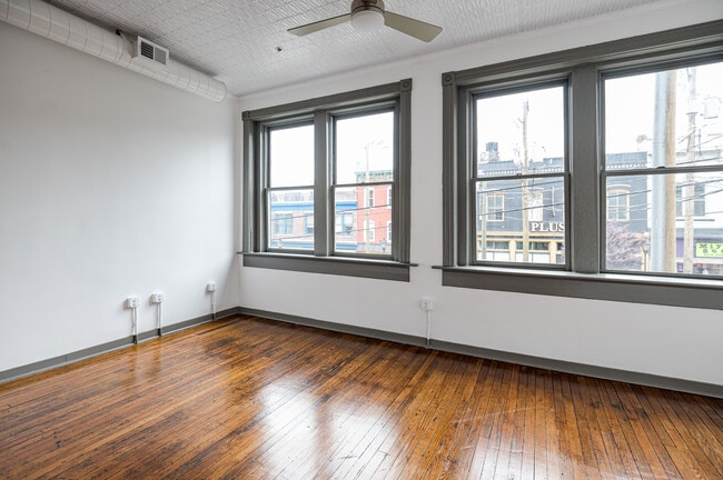 Building Photo - 18th Street Lofts