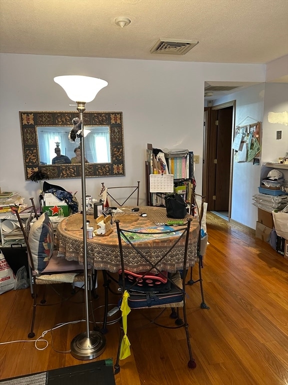 Primary Photo - 28 Parkman St