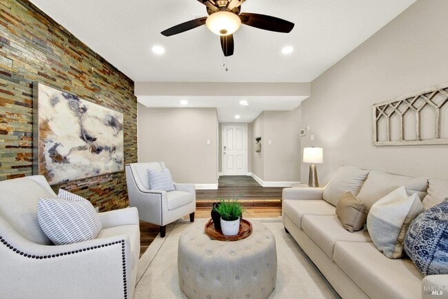 Foto del edificio - 314 Tulip St