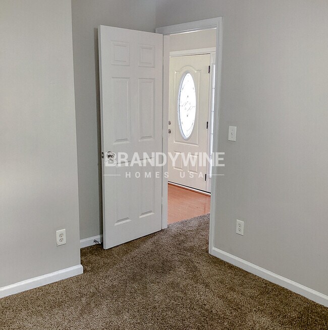 Building Photo - COMING SOON!!!! $5 APP FEES!!
