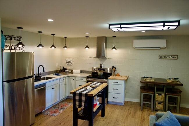 Building Photo - 177 Flying L Ranch Rd