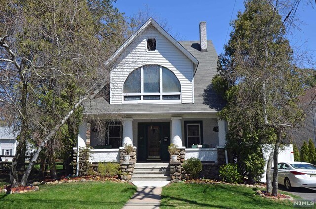 Primary Photo - 22 Hillside Ave