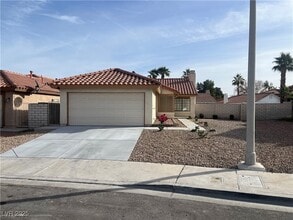 Building Photo - 368 Abbington St