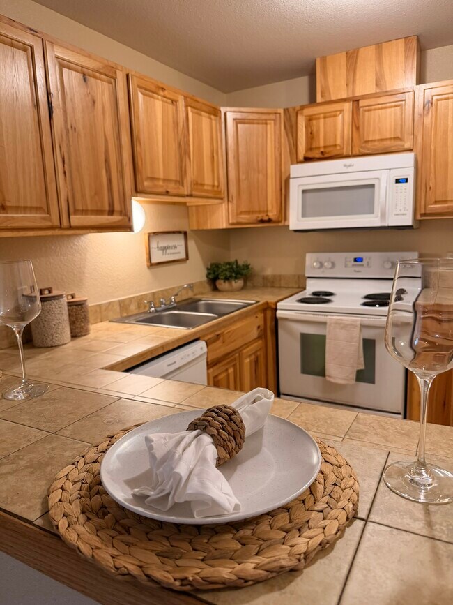 Foto del edificio - Evergreen Rock Maple Apartments
