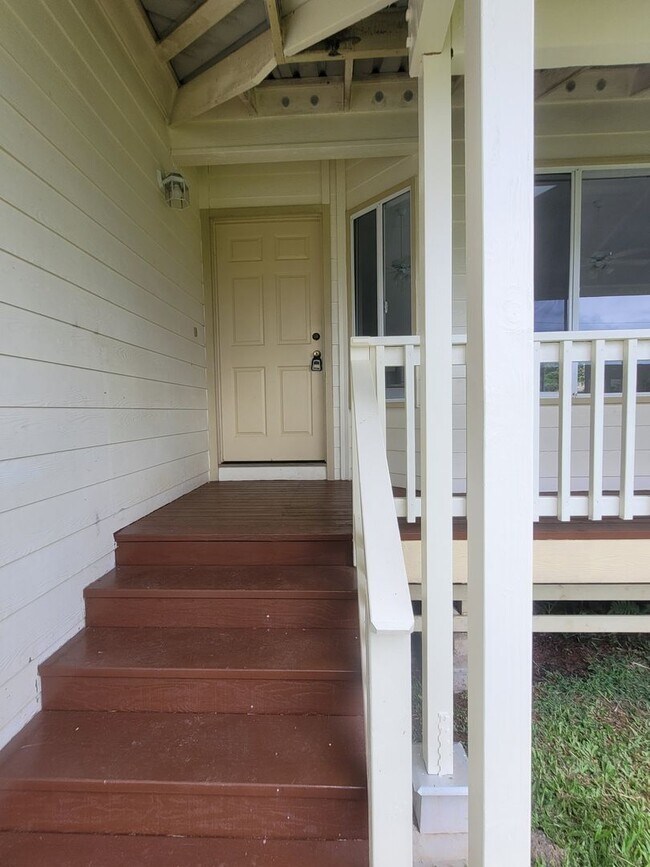 Foto del edificio - 3BD 2BA HOME IN HILO'S WAIAKEA HEIGHTS