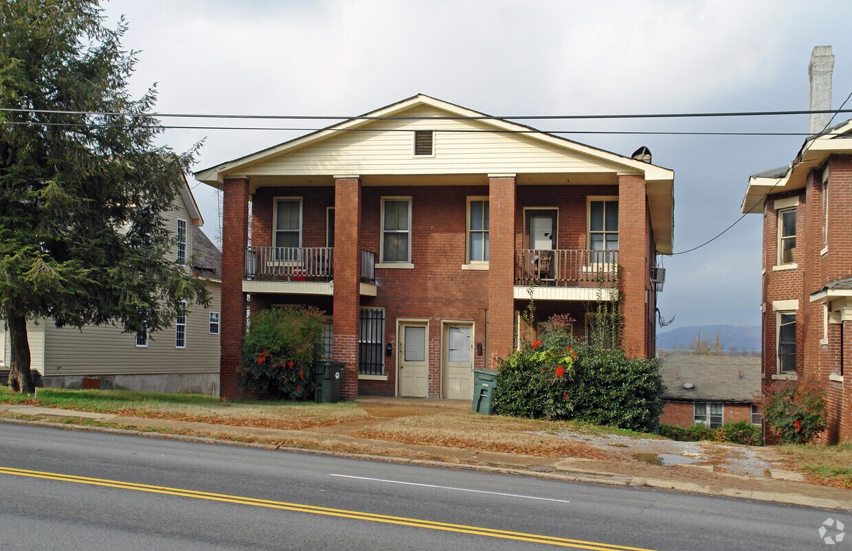 Foto principal - 1521 Dodds Ave