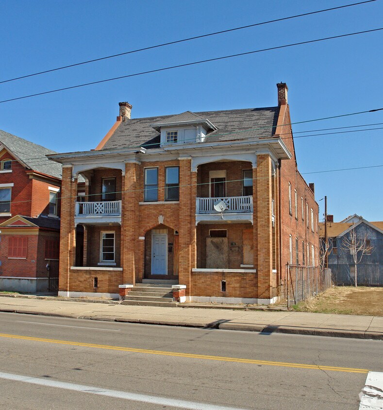 330 Warren St, Dayton, OH 45402 Apartments in Dayton, OH