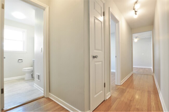 Building Photo - 8922 Bronx Ave