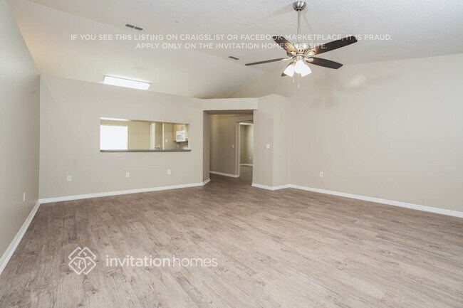 Foto del edificio - 6789 Shepherd Oaks Rd
