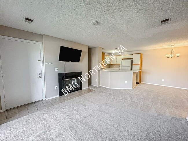 Building Photo - 1510 Summerchase Ct