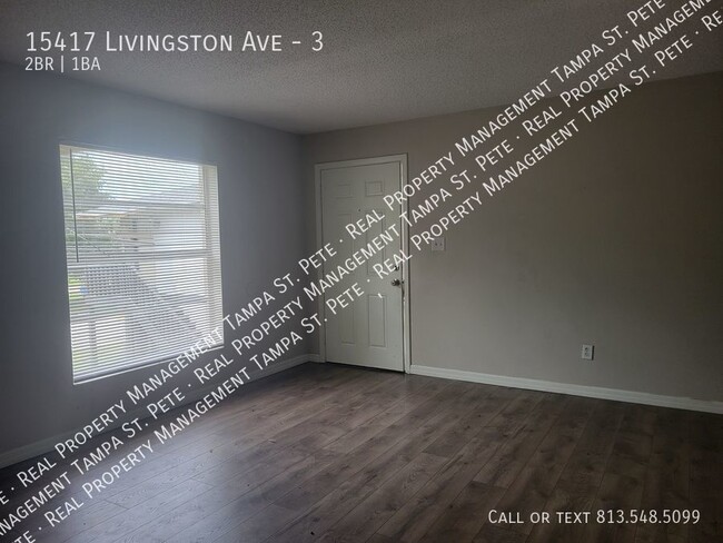 Foto del edificio - **SECTION 8 PREFERRED***