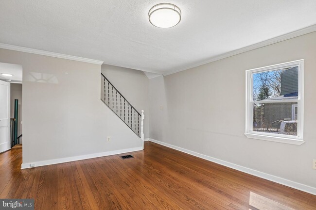 Photo - 2328 Fort Dr House