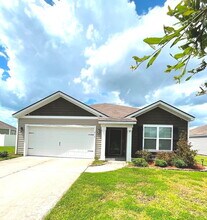 Building Photo - 232 Bellflower Cir
