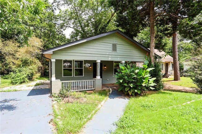 Building Photo - 1333 Lyle Ave