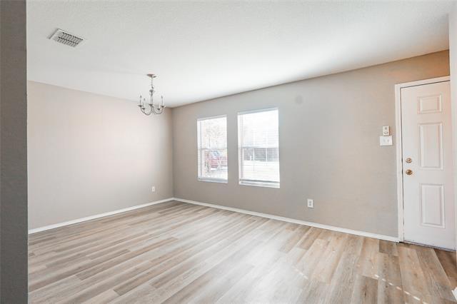 Foto del edificio - 12137 Arbor Lake Rd