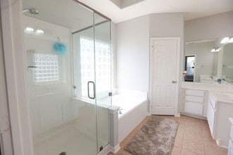 Building Photo - 7822 Ravens Point Dr