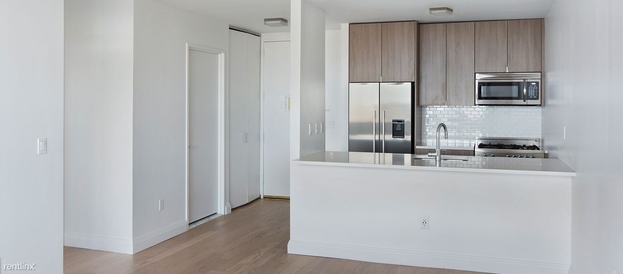 Foto principal - 345 E 94th St