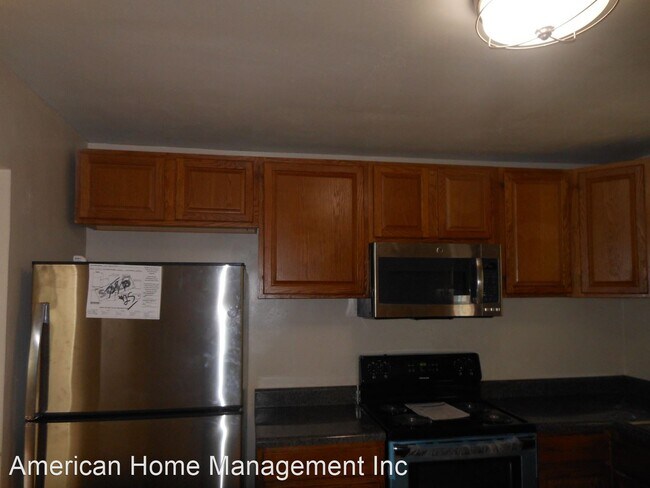 Building Photo - 4 br, 1 bath House - 2709 Whitestone Ave.