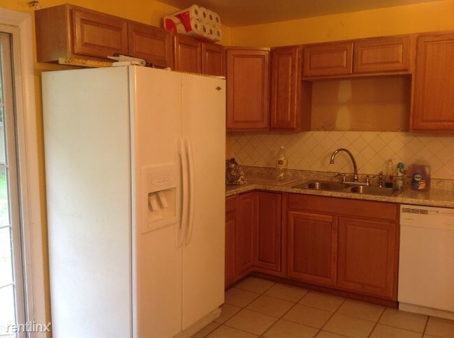 Foto del edificio - 3814 Claremont Ln