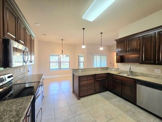 Building Photo - 6159 Winchester Cir