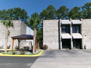 Building Photo - 3926 Wesley St