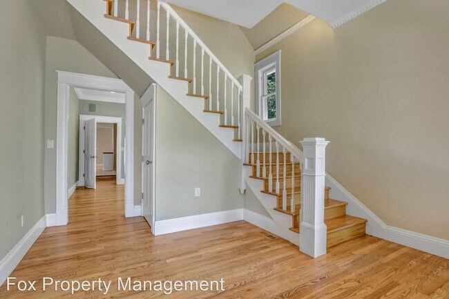 Building Photo - 4 br, 4 bath House - 421 Highland Avenue