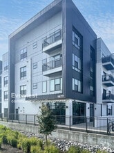 Building Photo - 1677 54th Ave N