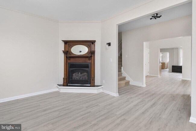 Foto del edificio - 12 6th Ave