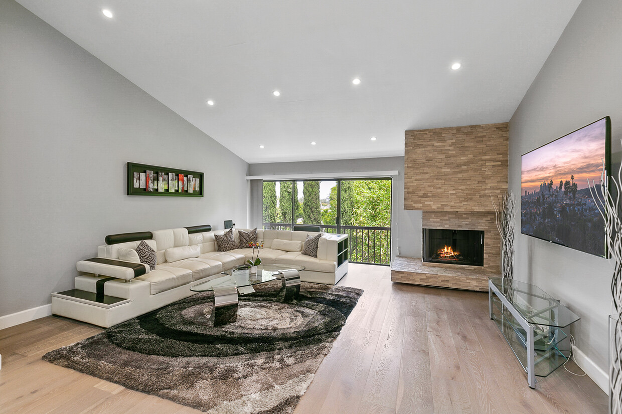 Living Room with Treetop Views - 1520 S Beverly Glen Blvd