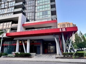 Building Photo - 88-3188 Sheppard Ave E