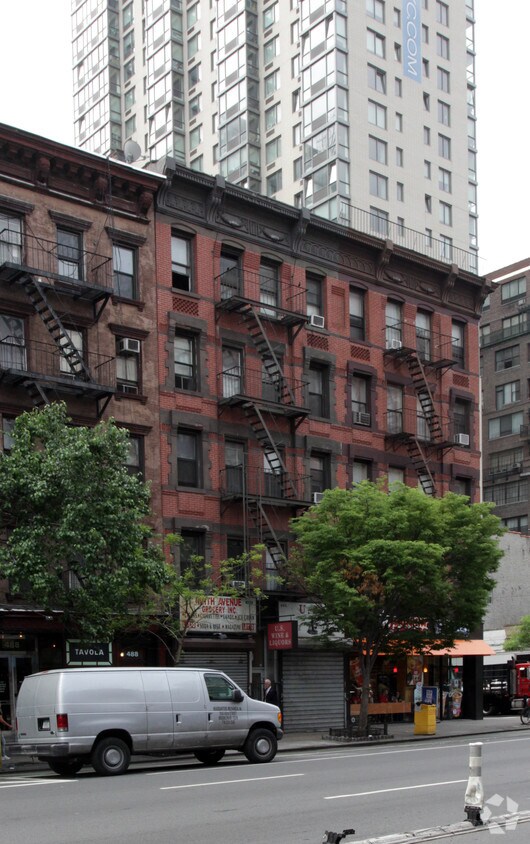 Primary Photo - 486 9th Ave