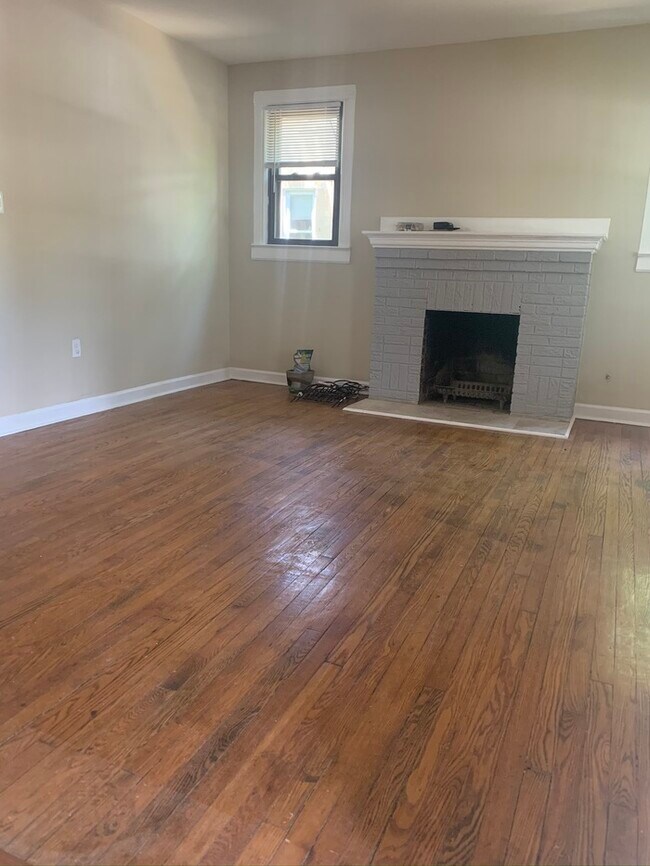 Building Photo - Newly Renovated Home! Section 8 Welcome!!!