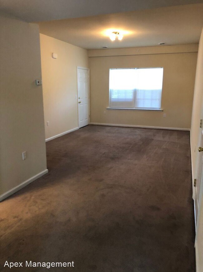 Foto del edificio - 3492 Linden St