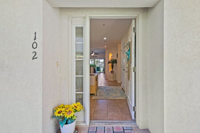 Building Photo - 264 Gibraltar Ct