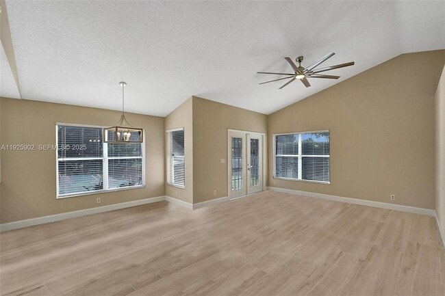 Photo - 9012 Lake Park Cir S House