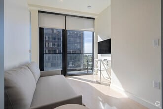 Building Photo - 6401 Wilshire Blvd