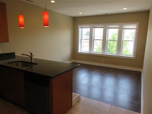 Foto del edificio - 3639 W Shakespeare Ave