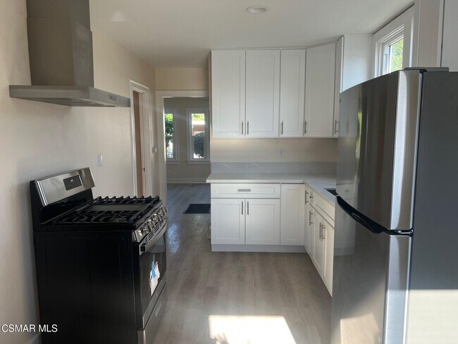 Foto del edificio - 331 S Ave 56