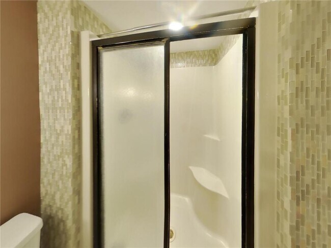 Foto del edificio - 9864 Wake St NE