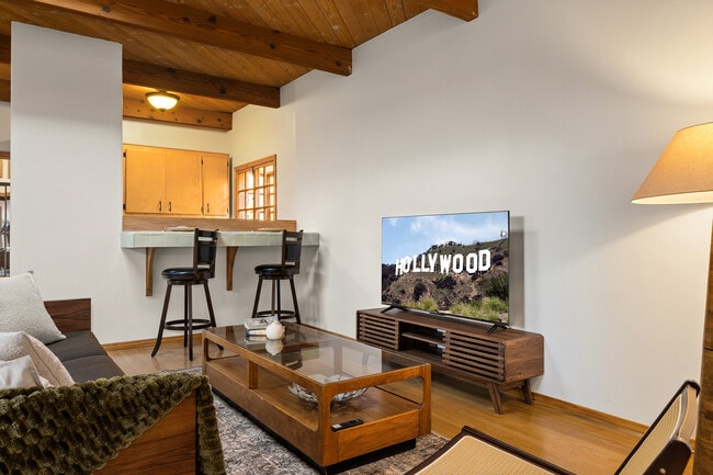 Foto del edificio - 3034 Valevista Trl