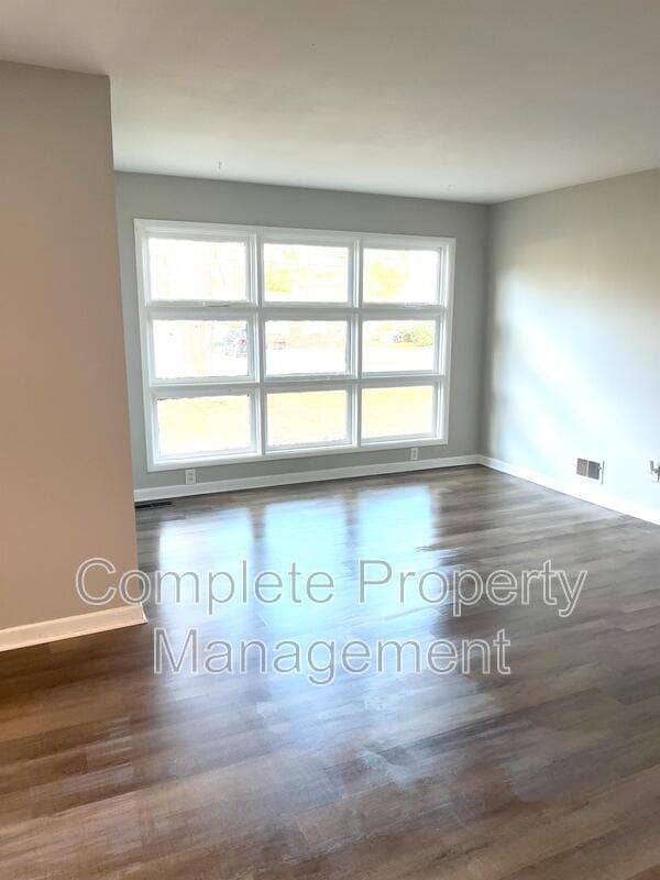 Building Photo - 441 Orchid Rd
