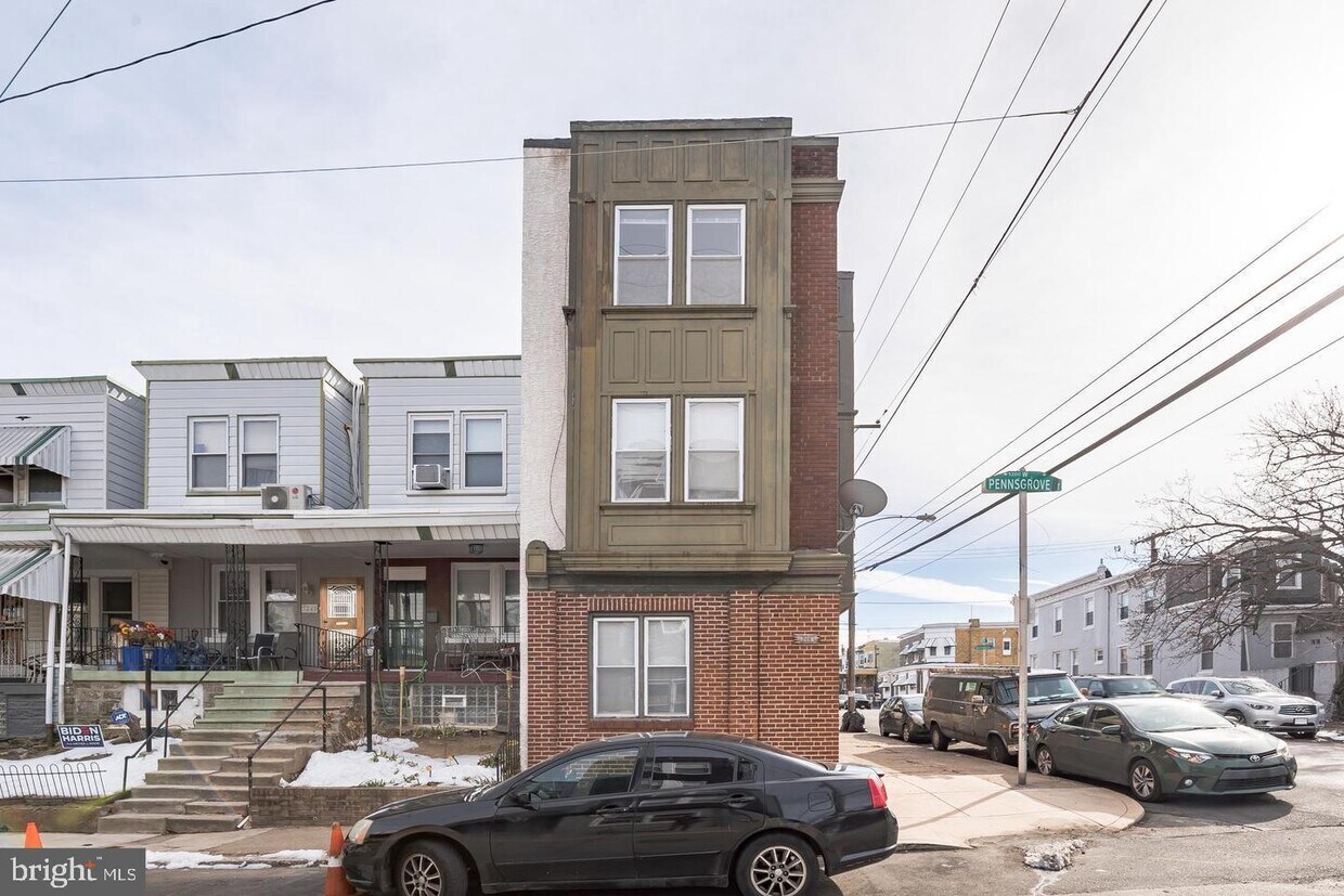 Foto principal - 5244 Pennsgrove St