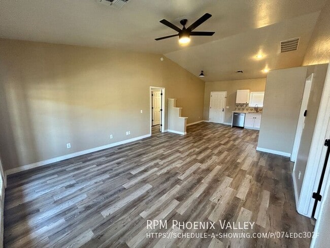 Building Photo - 5777 S Jacaranda Rd