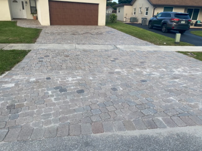 Building Photo - 19336 Carolina Cir