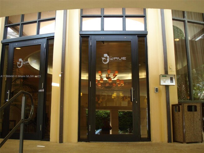 Foto del edificio - 2501 S Ocean Dr