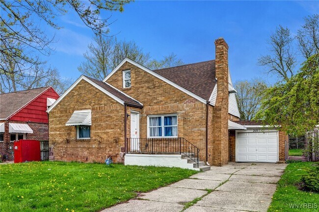 Building Photo - 321 Eggert Rd
