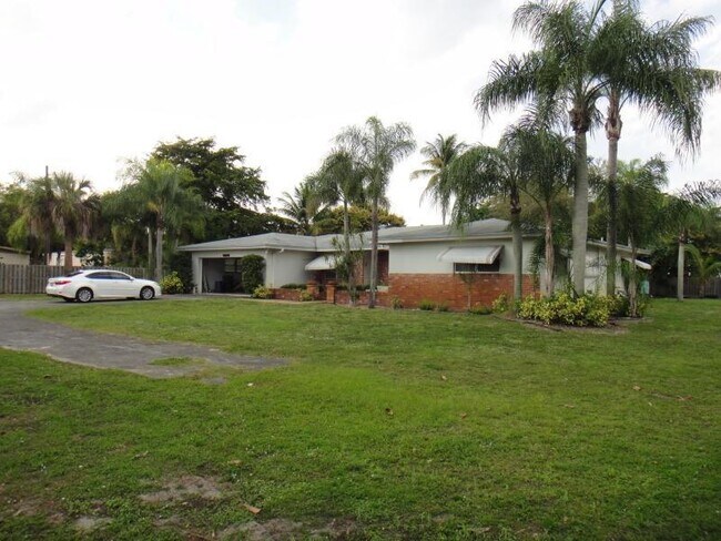 Foto del edificio - 5551 Johnson Rd