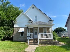 Building Photo - 215 Warrington Ave